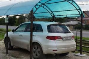 Навіси з полікарбонату для авто